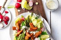 Lentesalade met gegrilde stukjes asperges