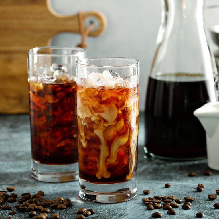 Kopi dengan Susu Krimer