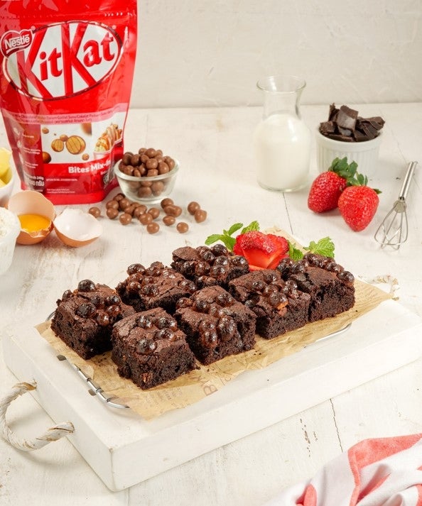 KitKat Fudgy Brownies